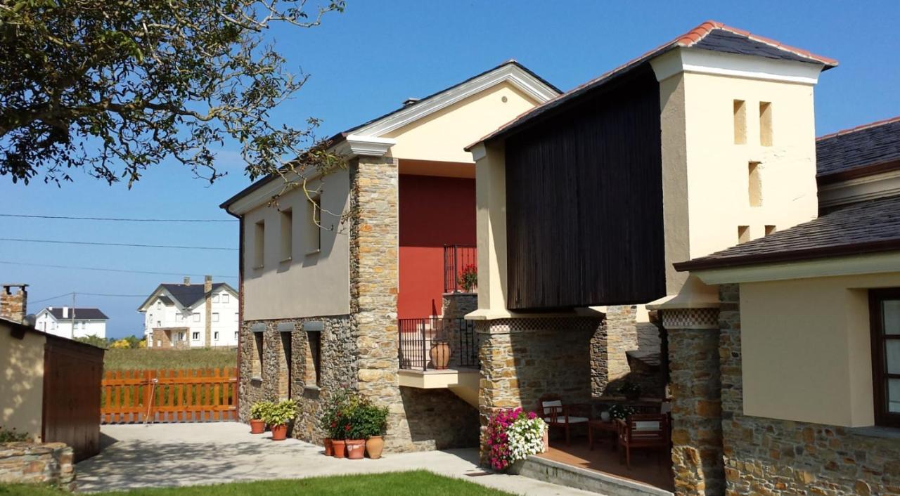 Apartamentos Rurales Casanova Tapia De Casariego Exteriör bild